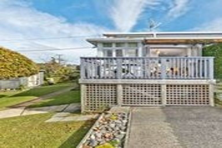 Photo of property in 20 Ngataringa Road, Devonport, Auckland, 0624