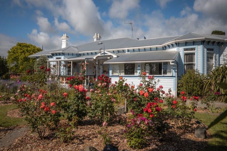 Photo of property in 170a High Street, Bulls, 4818