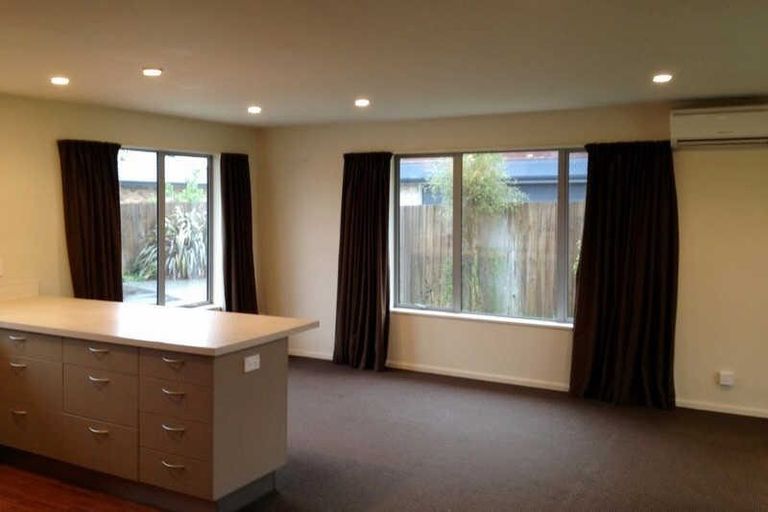 Photo of property in 6 Cunneen Place, Aidanfield, Christchurch, 8025