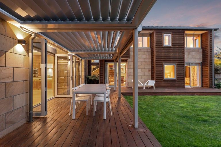 Photo of property in 34 Wairarapa Terrace, Merivale, Christchurch, 8014