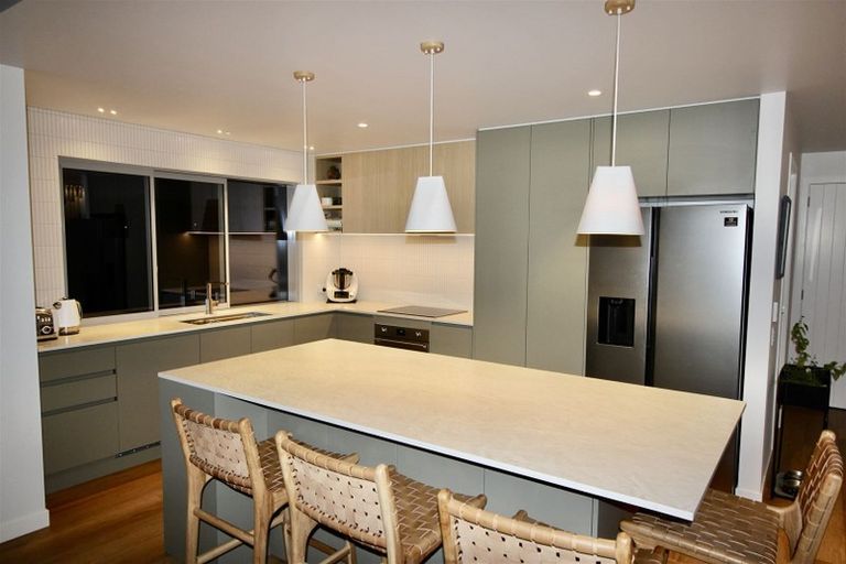 Photo of property in 16 Ngaroma Crescent, Whitianga, 3510