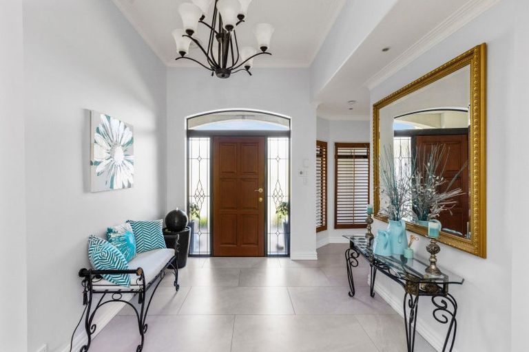 Photo of property in 36 Kensington Drive, Taradale, Napier, 4112