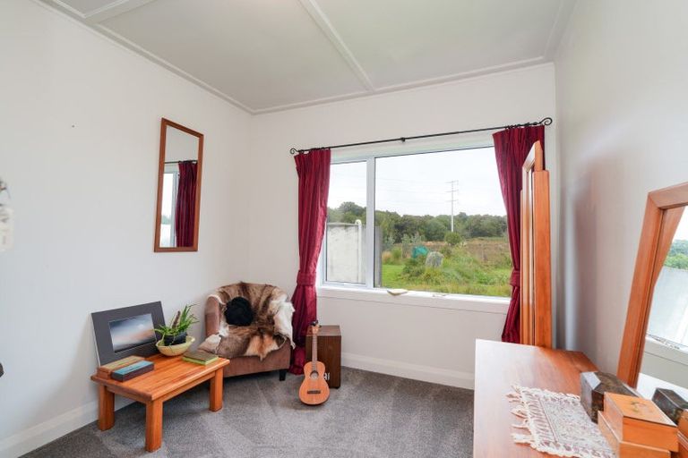 Photo of property in 193 Mason Road, Seaward Bush, Invercargill, 9871