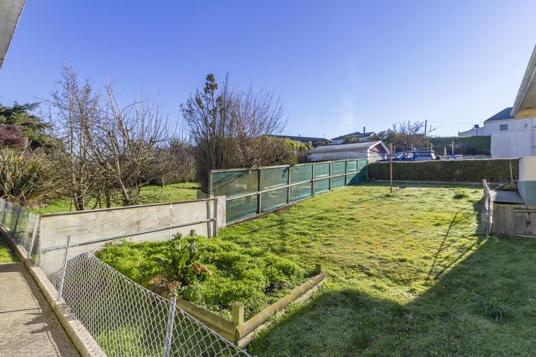 Photo of property in 32 Lune Street, South Hill, Oamaru, 9400