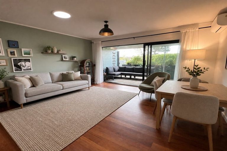Photo of property in 3/17 Church Street, Devonport, Auckland, 0624