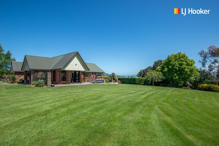 Photo of property in 135 Chain Hills Road, Chain Hills, Dunedin, 9076
