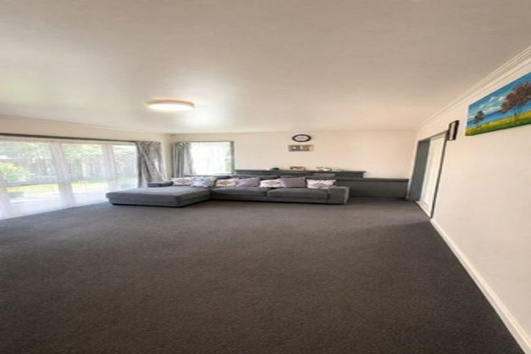 Photo of property in 21 Northolt Road, Fairview Downs, Hamilton, 3214