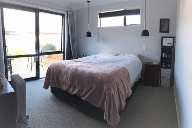 Photo of property in 10 Harding Drive, Papamoa Beach, Papamoa, 3118