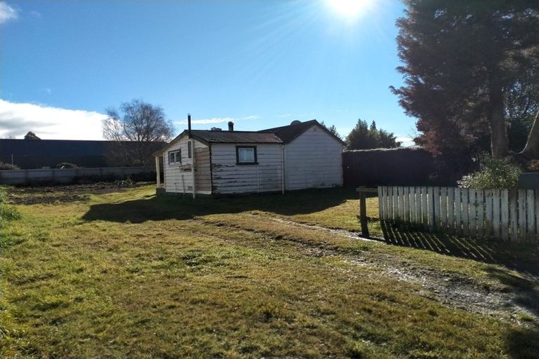 Photo of property in 4 Hayes Street, Waimate, 7924