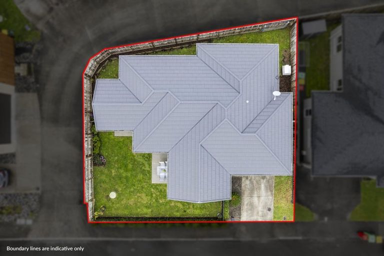 Photo of property in 11 Sauterne Road, Kumeu, 0810