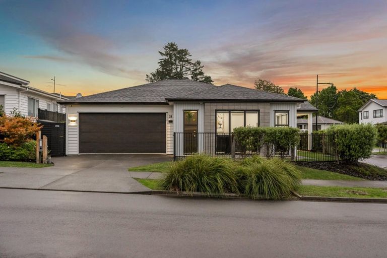 Photo of property in 39 Jeroboam Loop, Kumeu, 0810