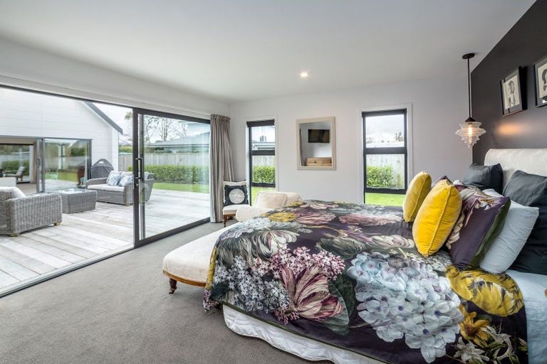 Photo of property in 85 Reading Street, Greytown, 5712