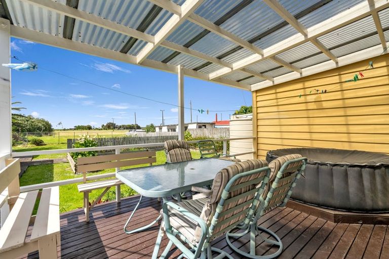 Photo of property in 5 Ruawai Wharf Road, Ruawai, 0530
