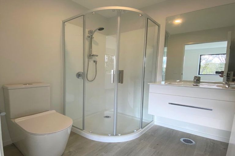 Photo of property in 2/23 View Road, Papakura, 2110