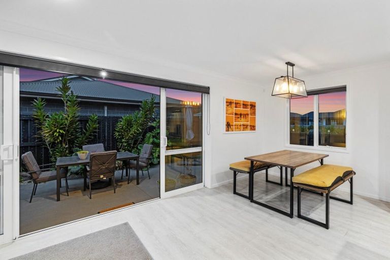 Photo of property in 28 Farrier Street, Papamoa, 3118