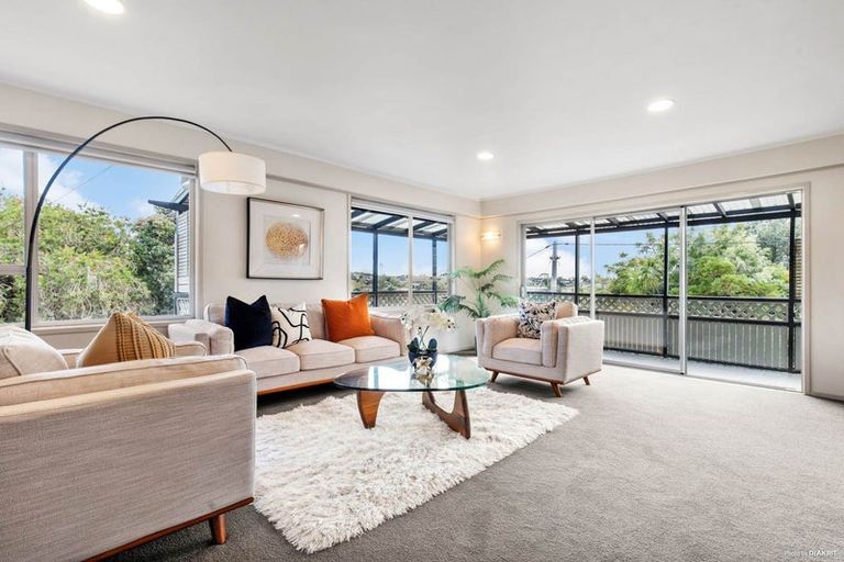 Photo of property in 44 Penzance Road, Mairangi Bay, Auckland, 0630