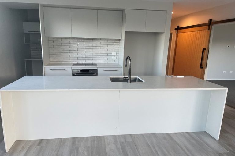 Photo of property in 5 Whanau Avenue, Baverstock, Hamilton, 3200