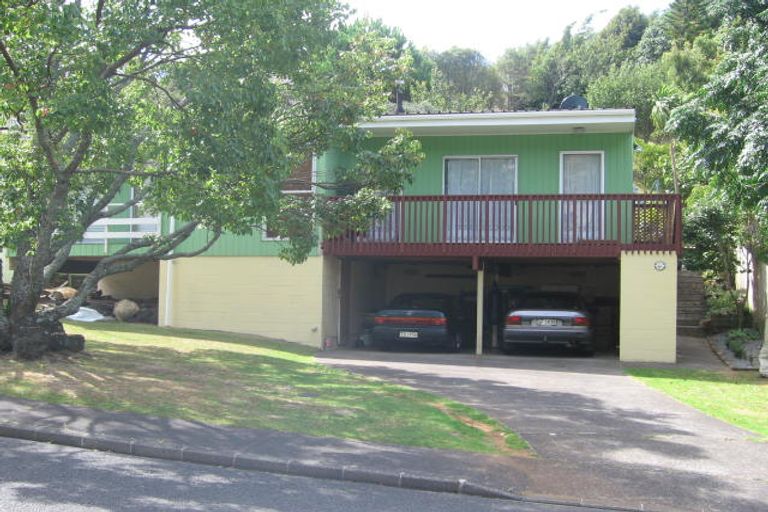 Photo of property in 71 Ayton Drive, Totara Vale, Auckland, 0629