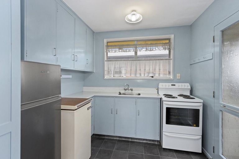 Photo of property in 1/18 Leonie Place, Aranui, Christchurch, 8061