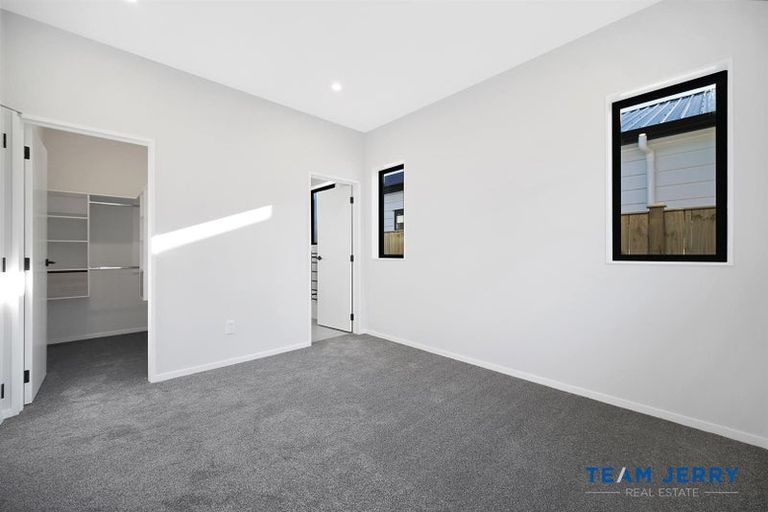 Photo of property in 43 Tributary Parade, Karaka, Papakura, 2113