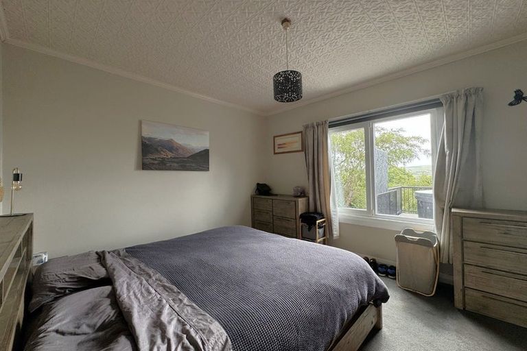 Photo of property in 28 Chatham Street, Waihola, Milton, 9073