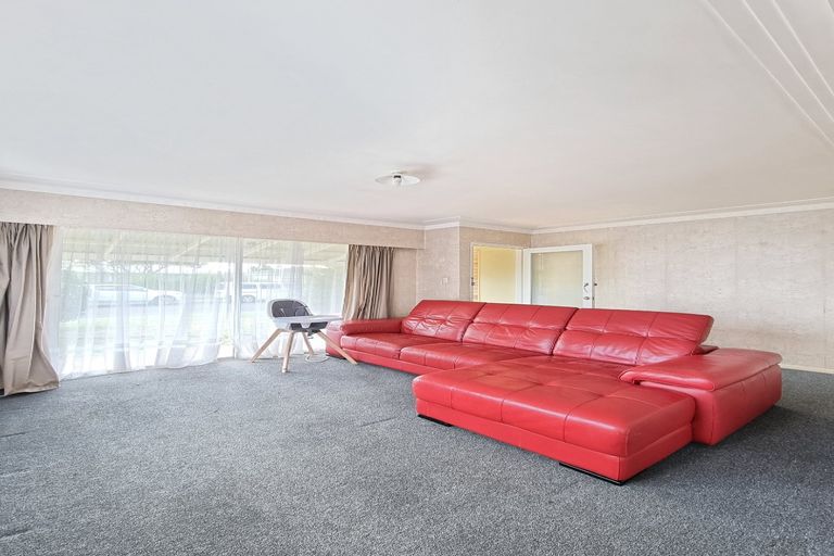 Photo of property in 14a Elizabeth Street, Papakura, 2110