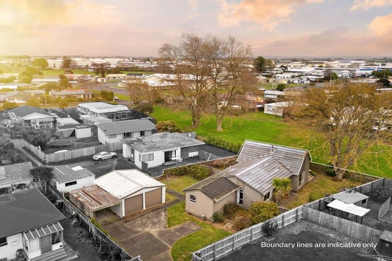 Photo of property in 19 Morrow Avenue, St Andrews, Hamilton, 3200