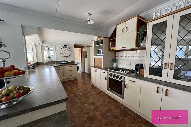 Photo of property in 15 Ilford Place, Awapuni, Palmerston North, 4412