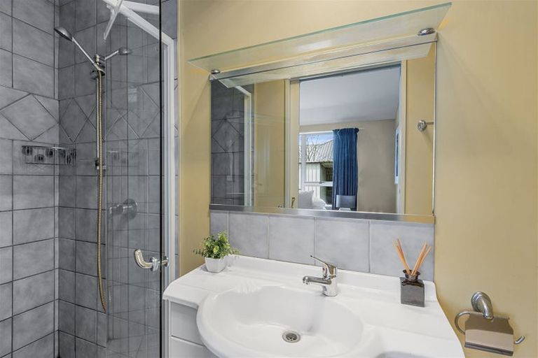 Photo of property in 147 Lincoln Road, Addington, Christchurch, 8024