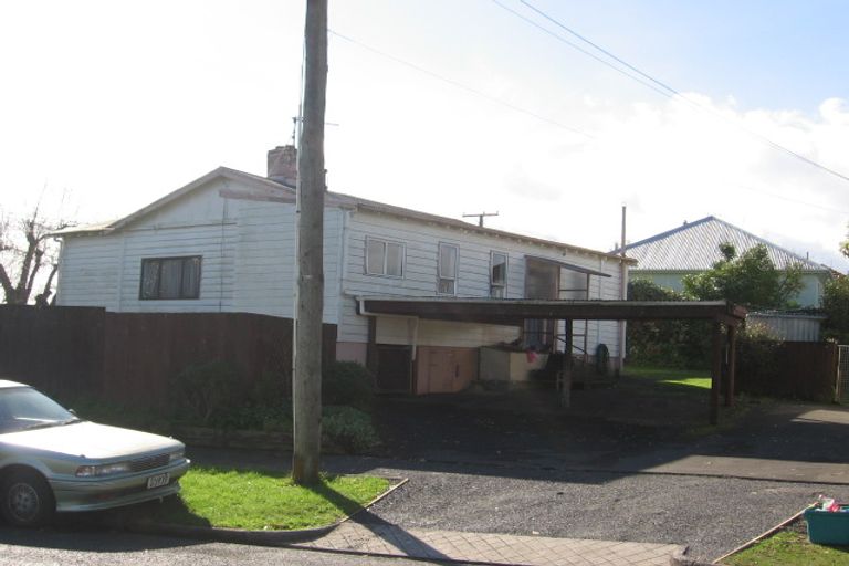 Photo of property in 115 Forest Lake Road, Forest Lake, Hamilton, 3200