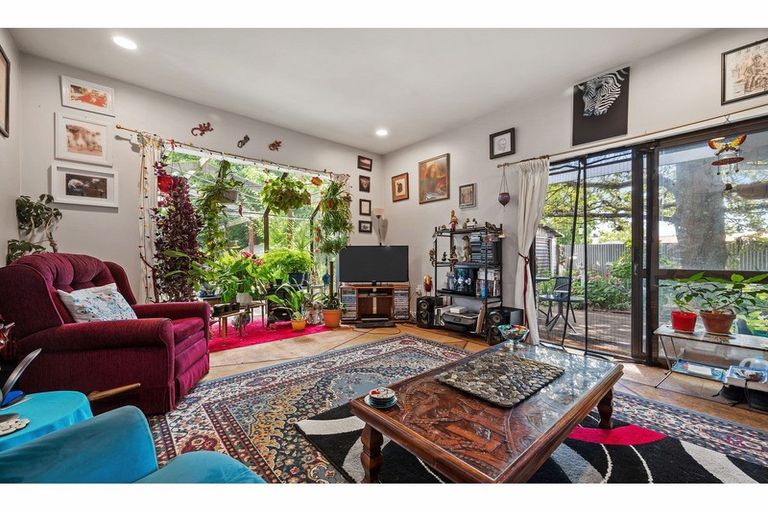 Photo of property in 73 Smith Street, Woolston, Christchurch, 8062