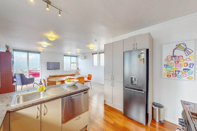 Photo of property in 132 Mitchell Street, Brooklyn, Wellington, 6021