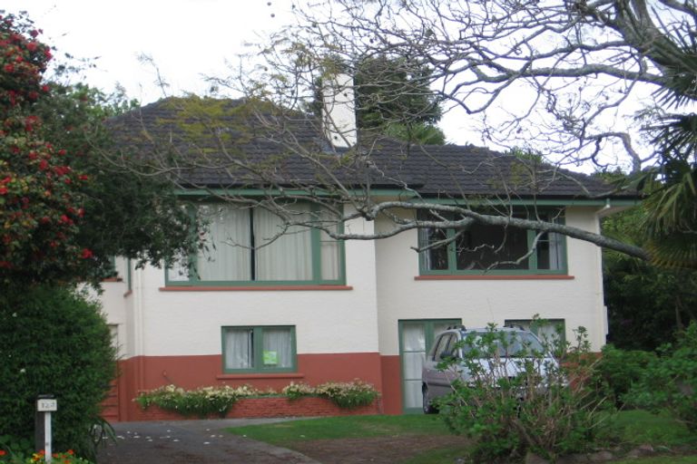 Photo of property in 124 Sutherland Road, Brookfield, Tauranga, 3110