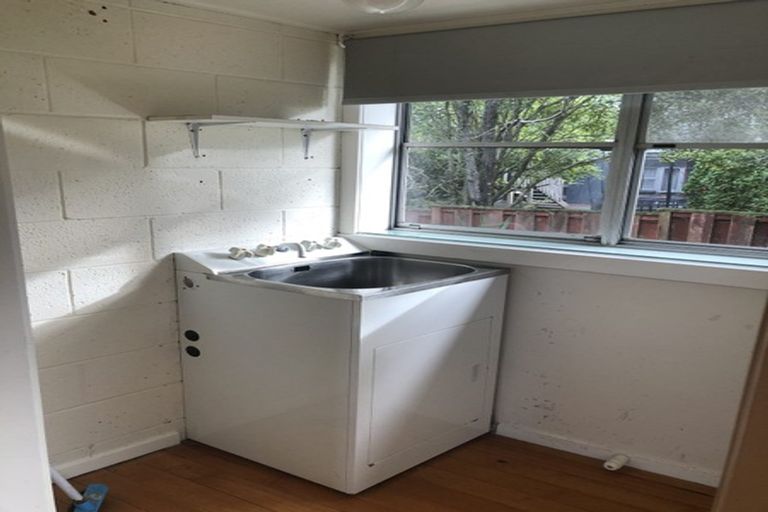 Photo of property in 2/159 Coronation Road, Hillcrest, Auckland, 0627