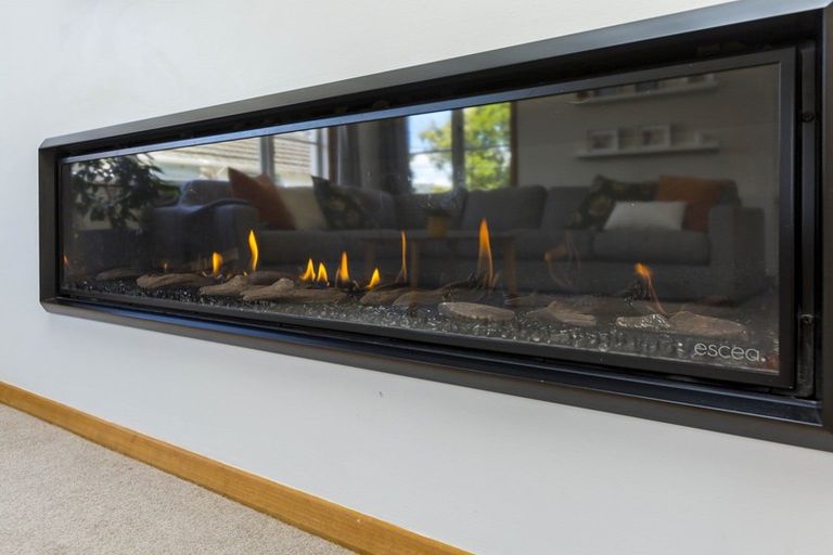 Photo of property in 7 Raukawa Grove, Trentham, Upper Hutt, 5018