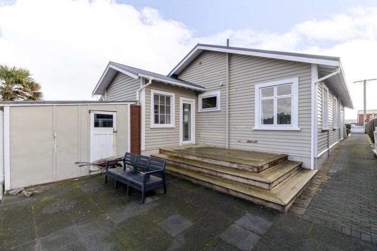 Photo of property in 14 Ngaio Street, Strandon, New Plymouth, 4312