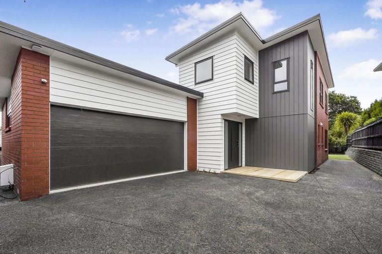 Photo of property in 11 Kawakawa Place, Hillcrest, Hamilton, 3216