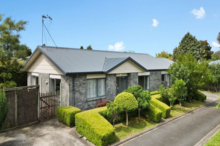 Photo of property in 44 Catalina Drive, Melville, Hamilton, 3206