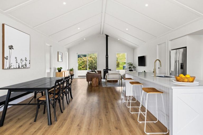 Photo of property in 967 Kahuranaki Road, Kahuranaki, Havelock North, 4295