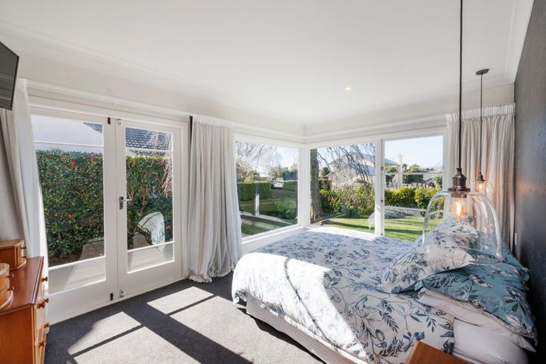 Photo of property in 30 Lincoln Terrace, Hokowhitu, Palmerston North, 4410