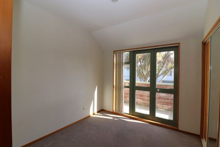 Photo of property in 15 Brockworth Place, Riccarton, Christchurch, 8011