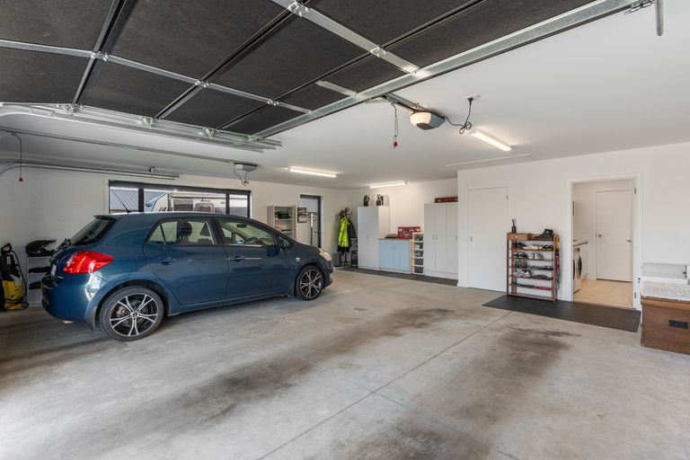 Photo of property in 211 Wingatui Road, Mosgiel, 9024