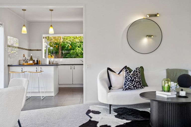 Photo of property in 55a Pigeon Mountain Road, Half Moon Bay, Auckland, 2012