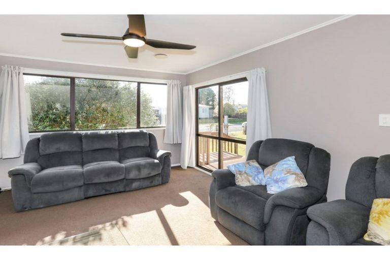 Photo of property in 5 Evans Place, Papakura, 2110