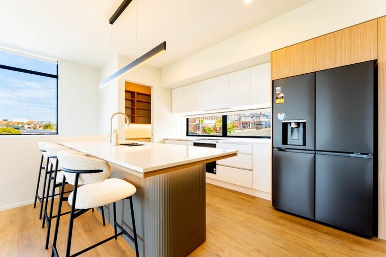 Photo of property in 1/1a Wai-iti Road, Maori Hill, Timaru, 7910