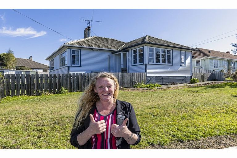 Photo of property in 18 Bouverie Street, Waimataitai, Timaru, 7910