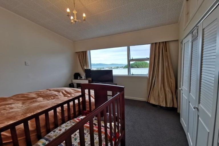 Photo of property in 191 Dowse Drive, Maungaraki, Lower Hutt, 5010