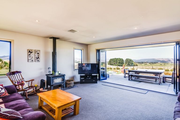 Photo of property in 304a Watershed Road, Bunnythorpe, Palmerston North, 4470