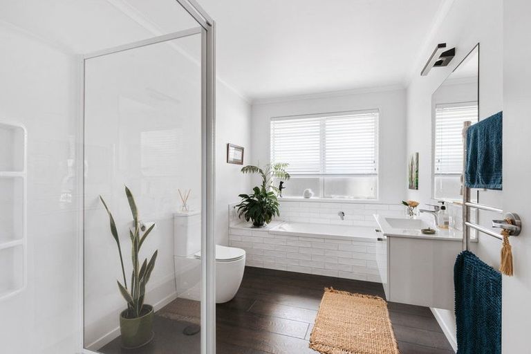 Photo of property in 30 Kauri Lane, Omokoroa, 3114