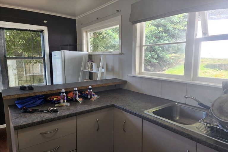 Photo of property in 134 Sievers Grove, Cannons Creek, Porirua, 5024